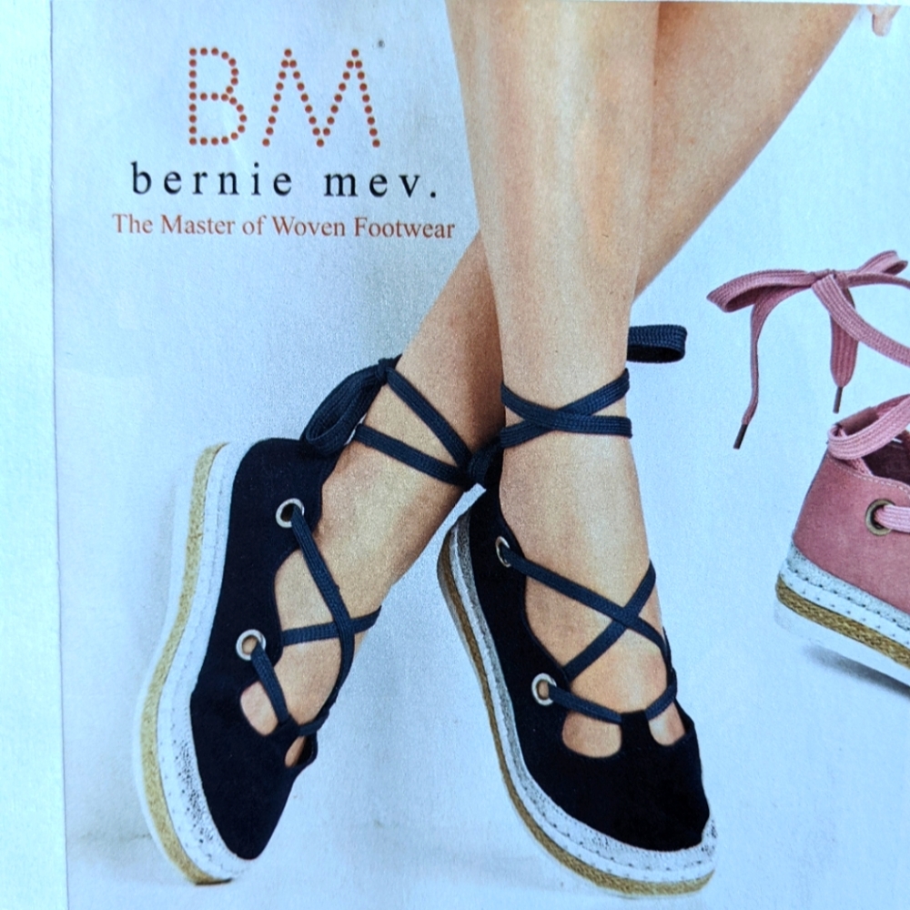 bernie mev. Navy Blue and White Espadrille Suede Flats Lace up ankle wrap 39